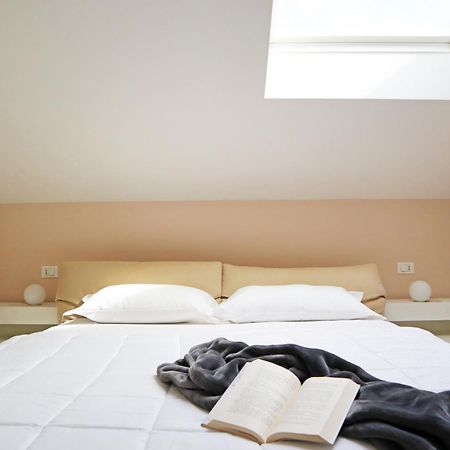 Ferienwohnung Castello Charme Style House Mailand Exterior foto